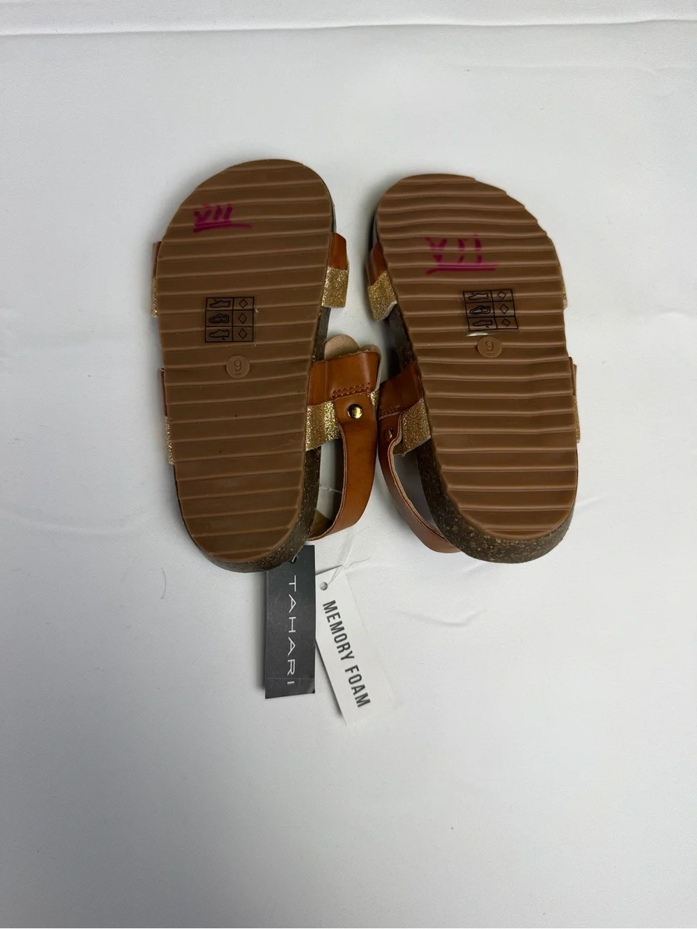 Tahari Girls  Brown & Gold Glitter Braided Sandals Memory Foam / NWT size 9